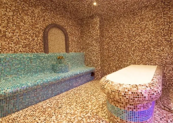 Апартамент Alex